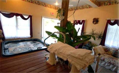 The Lion And The Rose Bed & Breakfast Whitefield Экстерьер фото